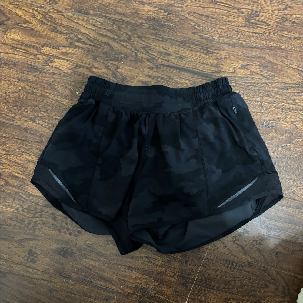 Lululemon Athletica Black Athletic Shorts Lightweight Moisture-Wicking